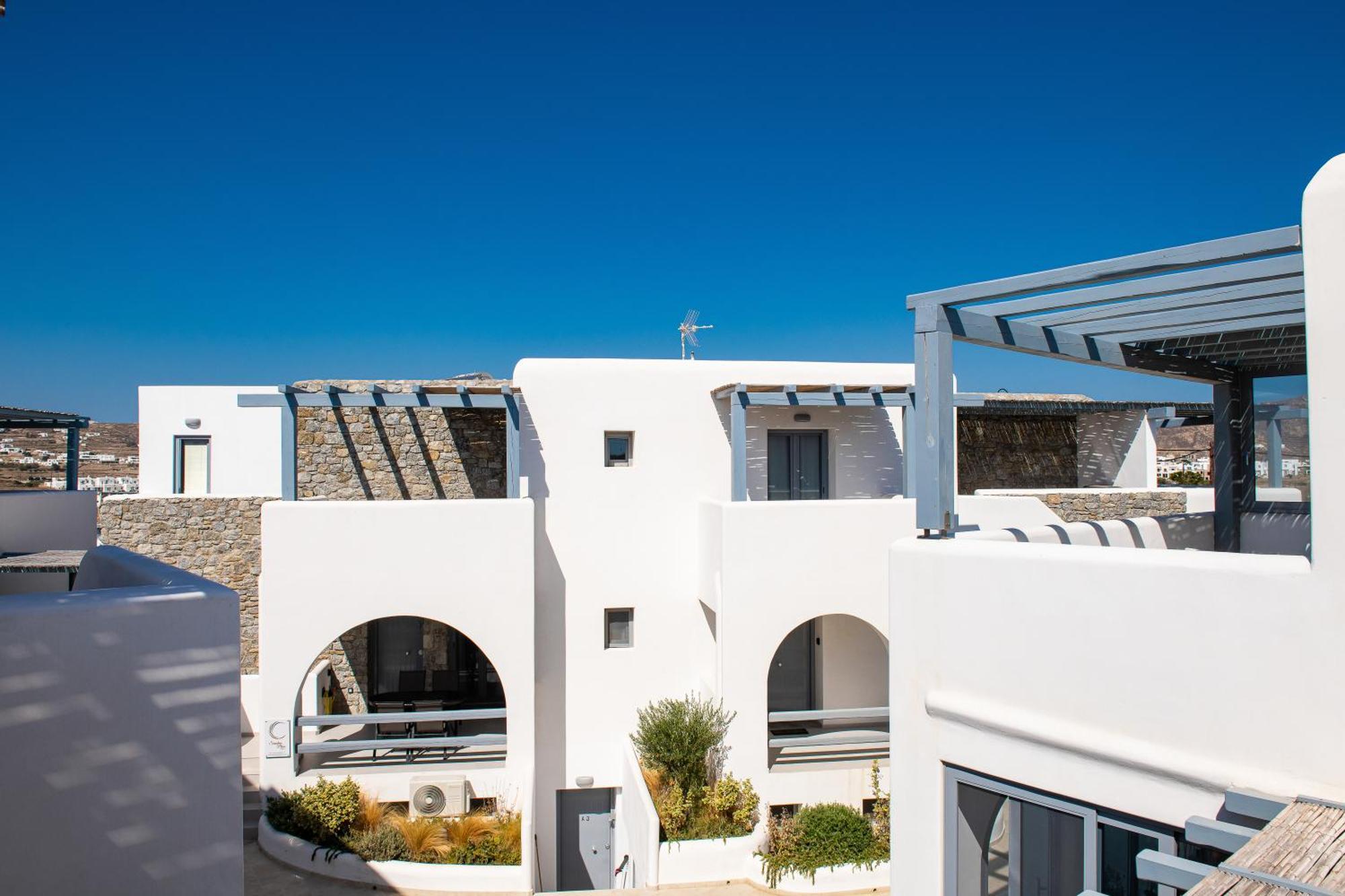 Hosting Moments Private Pool Holiday Home Ano Mera Exterior foto